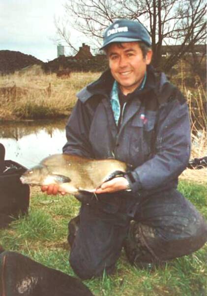 Vince Grillo with a bream 6-2-0 from 2005